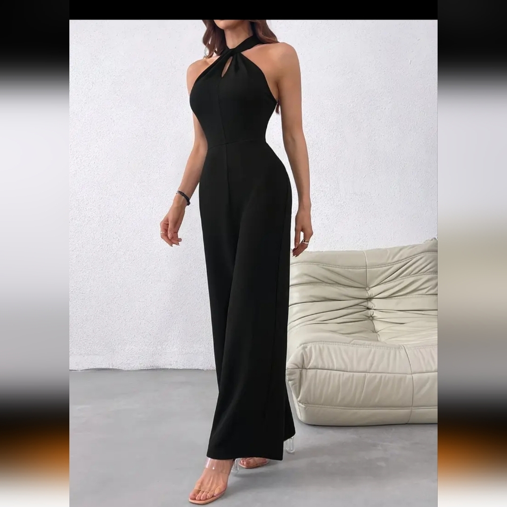 Chic Black Sleeveless Jumpsuit